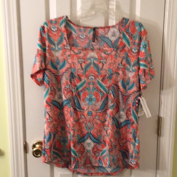 Bleeker & McDougal Tops Nwt Bleeker And Mcdougal Top Great Top For